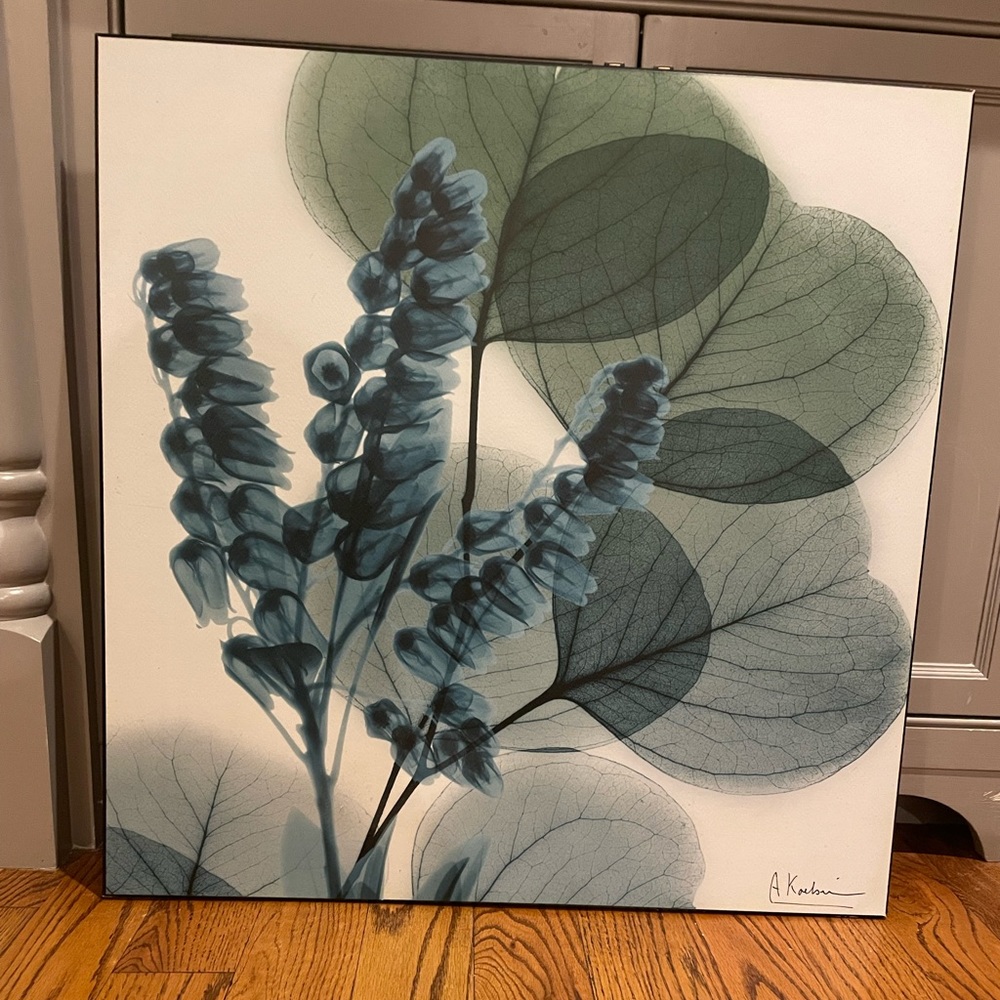 Beautiful art piece - flowers purchased on art.com
